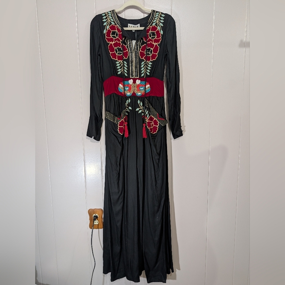 Barok Paris Beaded Embroidery Maxi Size Small